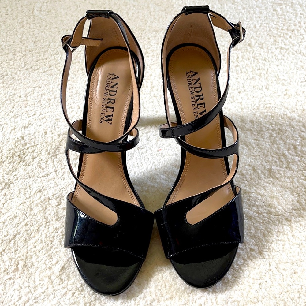 ANDREW STEVENS Black Patent Heels